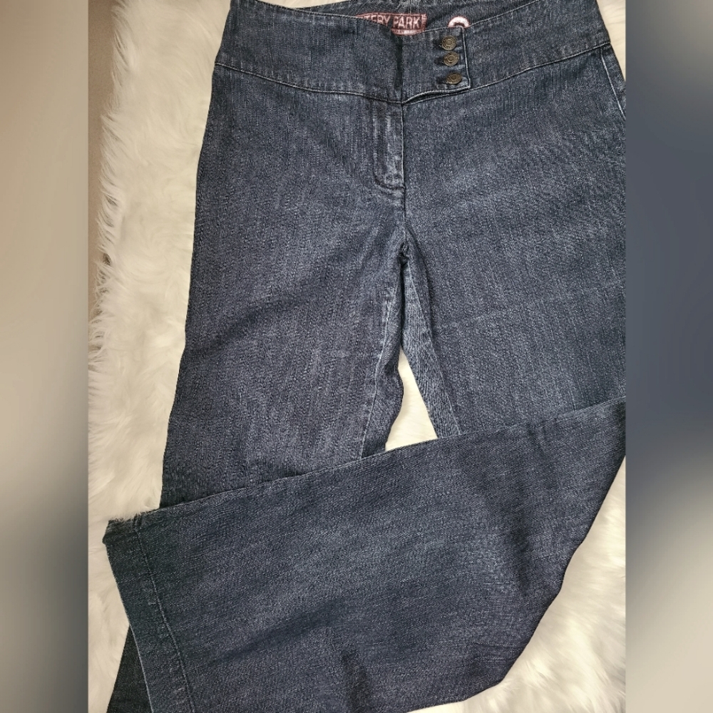 SZ 8 Tall NY & Co Wide Leg Jeans